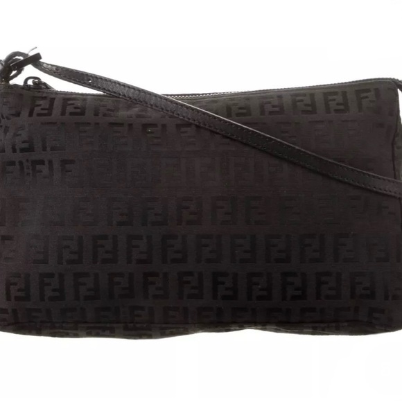 100% authentic Fendi Black Zucchino Canvas Pochette Baguette - Picture 2 of 5